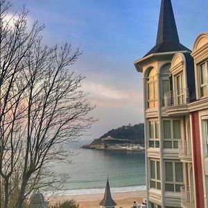 Meet your Posher, Dora